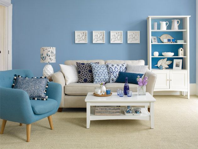 Fresh contemporary blue and white living room 1