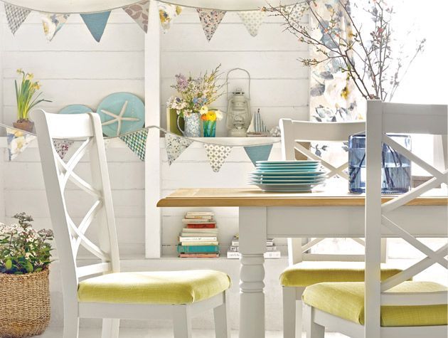Brighten up your dining room with white wood 2