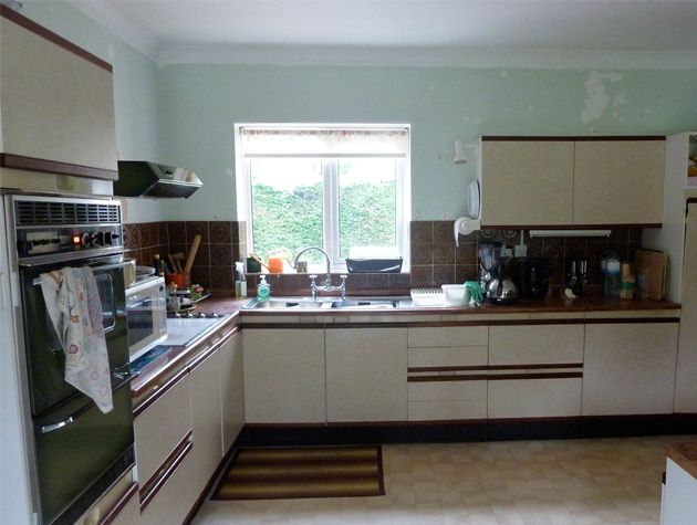 Shaker Style Kitchen Makeover Before