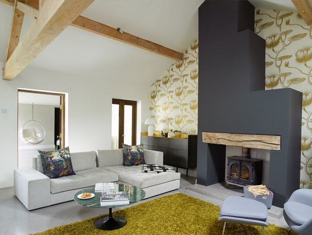 Take a tour around the ulta modern interiors to this converted barn 3