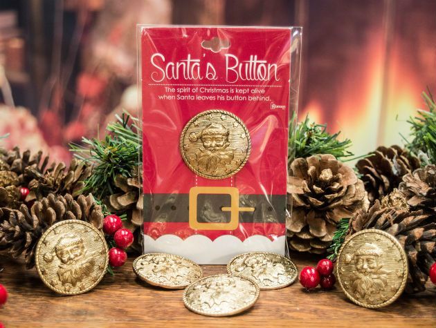 Santa's button as a gift for your child this Christmas