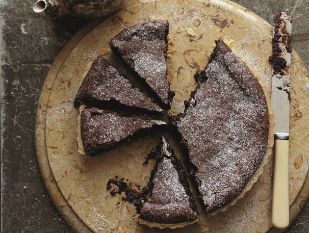 chocolate orange and hazelnut christmas tart