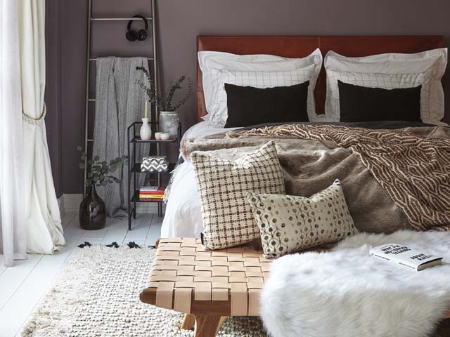 houzz of 2018's bedroom has a modern rustic trend