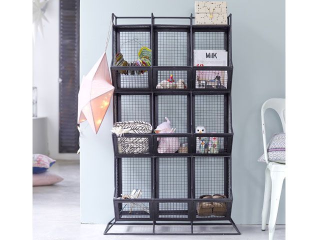 Black mesh storage organiser tikamoon-living-room-goodhomesmagazine.com