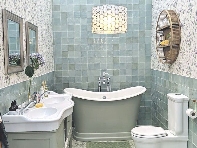 teal turquoise blue enuite bathroom good homes roomsets ideal home show 2019 copy