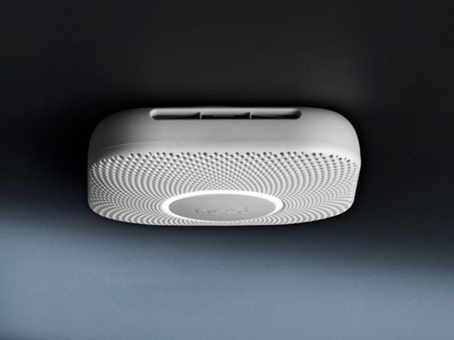 smart smoke co2 detector nest protect - smart home gadgets - google - goodhomesmagazine.com