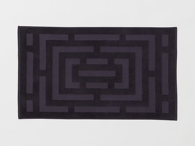 bath mat - take a look at H&M's new classic collection - news - goodhomesmagazine.com