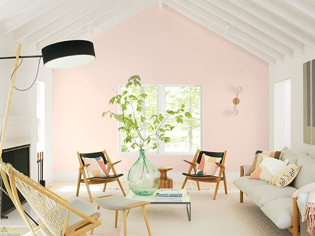 benjamin moore opener - How to style Benjamin Moore's Colour of the Year – 'First Light' - news - goodhomesmagazine.com