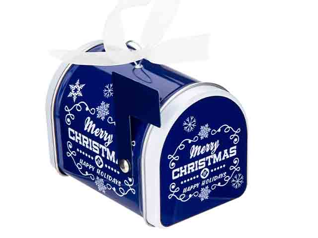 winter wonderland dec - sneak preview of Poundland's Christmas collection - inspiration - goodhomesmagazine.com