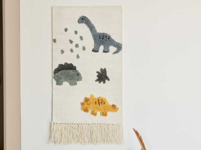 wall hanging rug in dinosaur bedroom