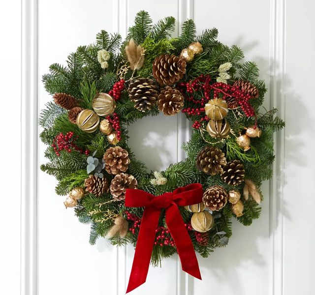 Christmas wreath - Credit: Bloom & Wild