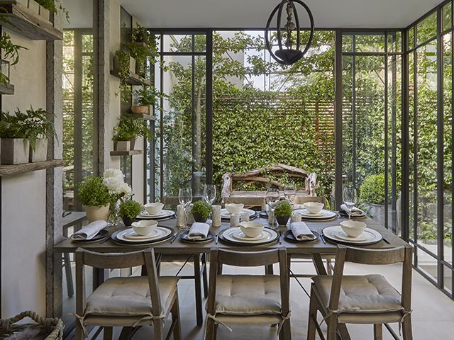 Louise bradley garden room with dining table - home tour - goodhomesmagazine.com