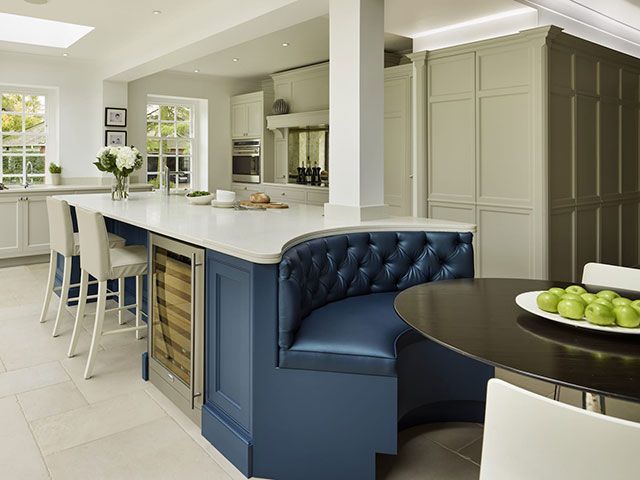 booth style built in seating in davonport kitchen - goodhomesmagazine.com