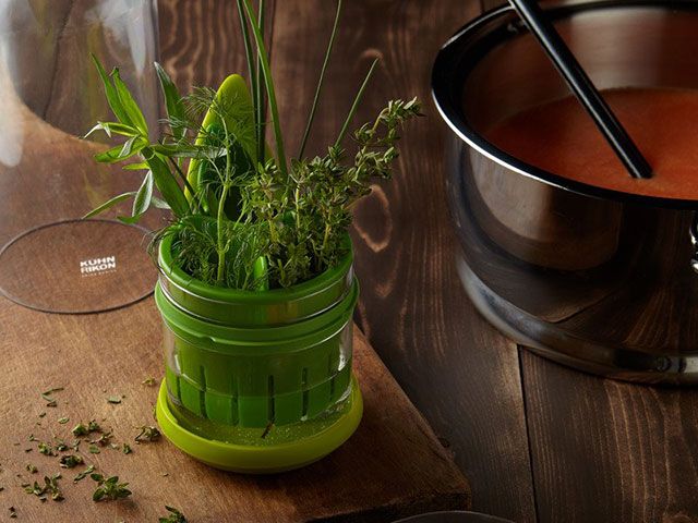 herb saver for the kitchen - goodhomesmagazine.com