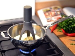 automatic pan stirrer for the kitchen - goodhomesmagazine.com