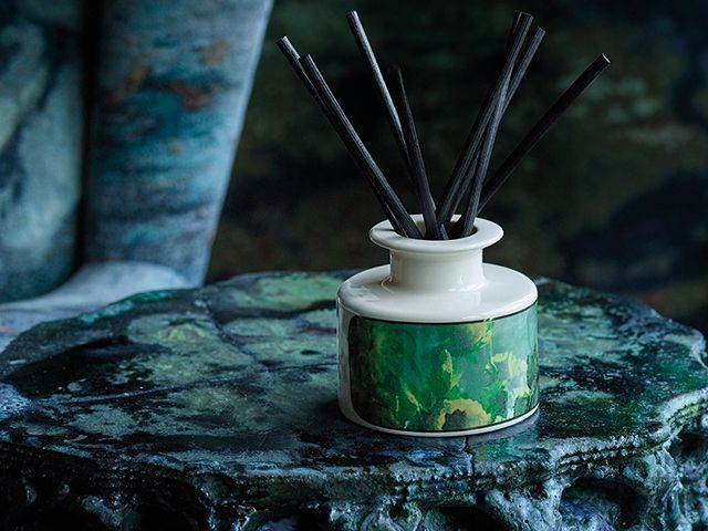 Jo Malone London x Martyn Thompson Lifestyle green diffuser