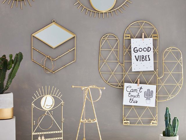 cactus wire memoboard - quirky office storage to jazz up your home office - home office - goodhomesmagazine.com
