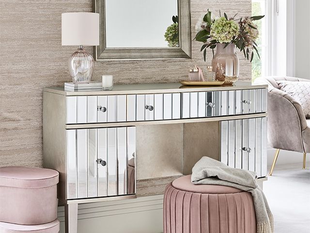 How To Style Your Dressing Table, Mirrored Dressing Room Table