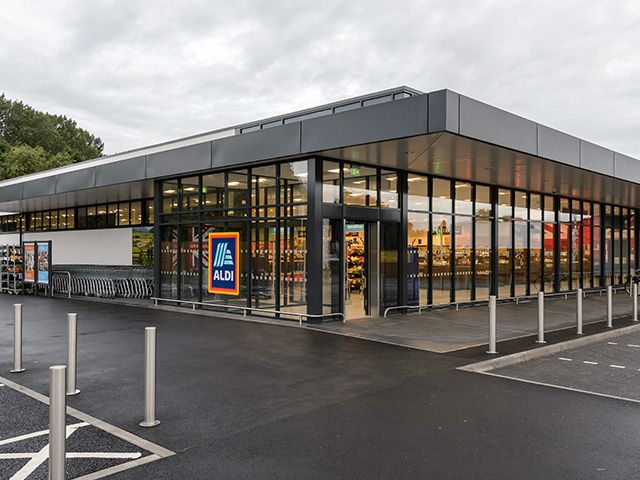 Aldi food hotsell parcel delivery