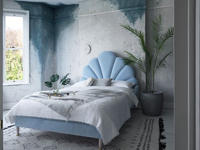 blue velvet shell bed - how to create a productive workspace with houseplants - inspiration - goodhomesmagazine.com