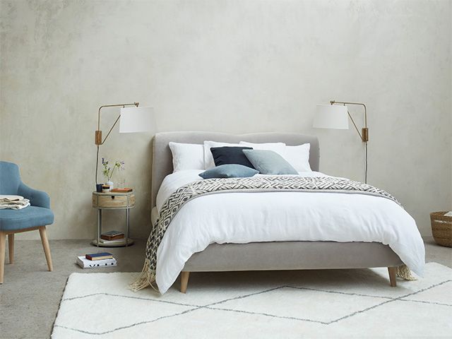 6 unique and stylish ways to use wall lights Goodhomes Magazine