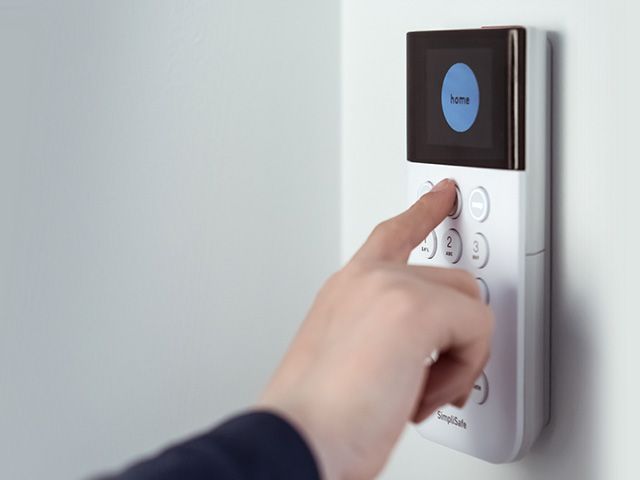 simplisafe keypad control for home security system - goodhomesmagazine.com