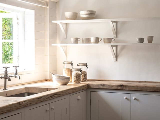 British Standard Daughtry white kitchen wooden worktop