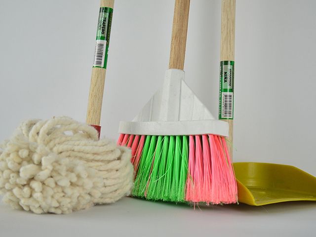 How Often You Should Replace and Clean Your Cleaning Essentials