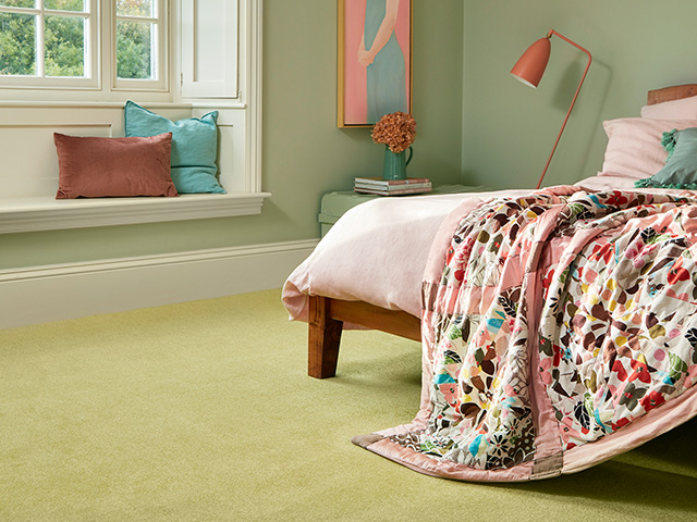 green polypropylene caret in bedroom - living room - goodhomesmagazine.com