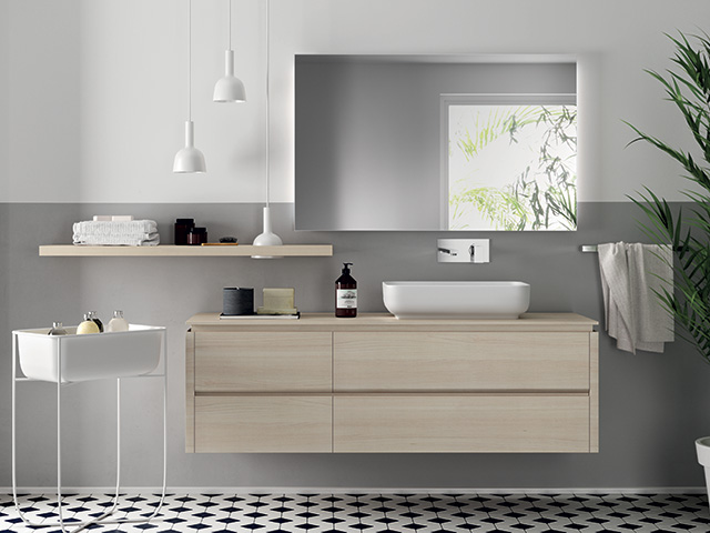 scavolini bathroom with large mirror