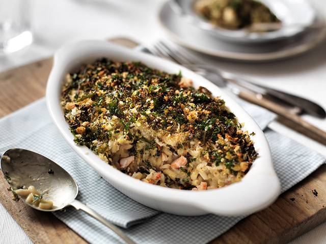 Lobster Mac & Cheese with Crispy Kale Topping in an ovenproof dish