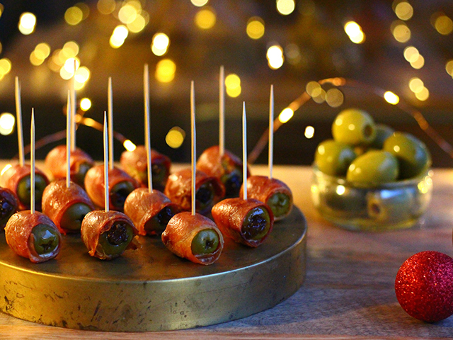 olive pigs in blankets
