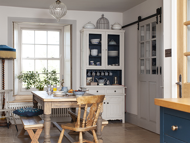 Beautiful kitchen, diner area