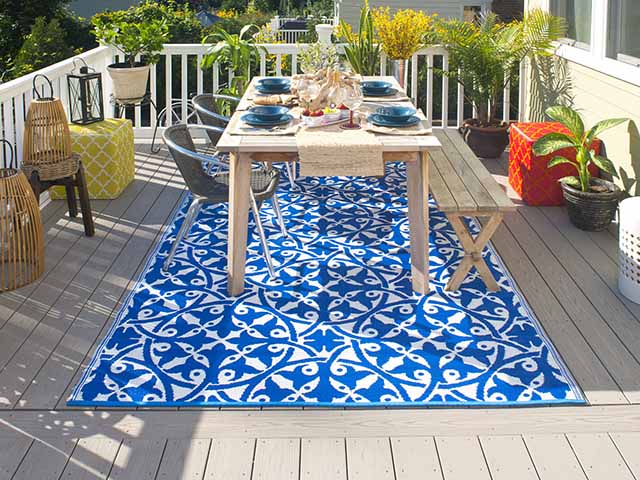 San Juan Indoor/Outdoor Rug in Blue