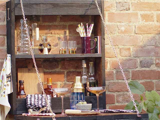 how to build a garden bar