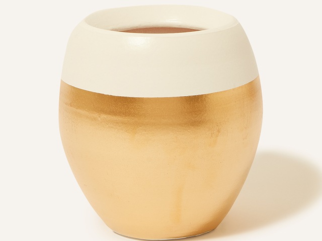 Terracotta border vase | Image: Monsoon | Good Homes Magazine