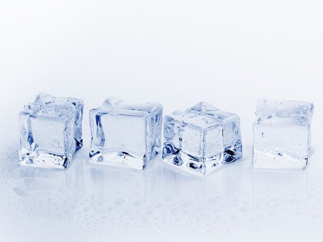 Ice cubes. Credit: Bru-nO | Good Homes Magazine