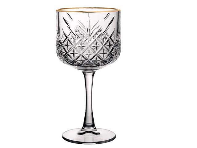 luxury smoky wine glass with gold rim, goodhomesmagazine.com