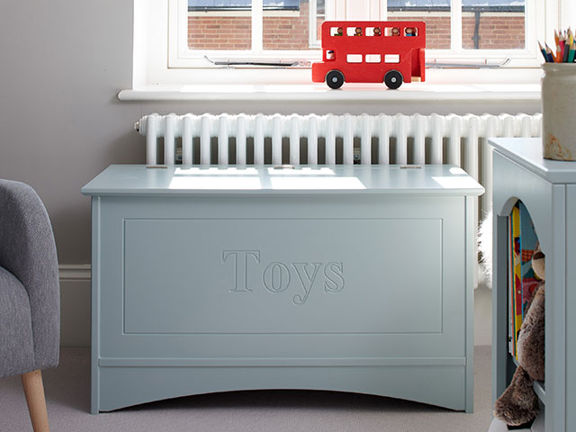 Toybox window seat in childrens bedroom