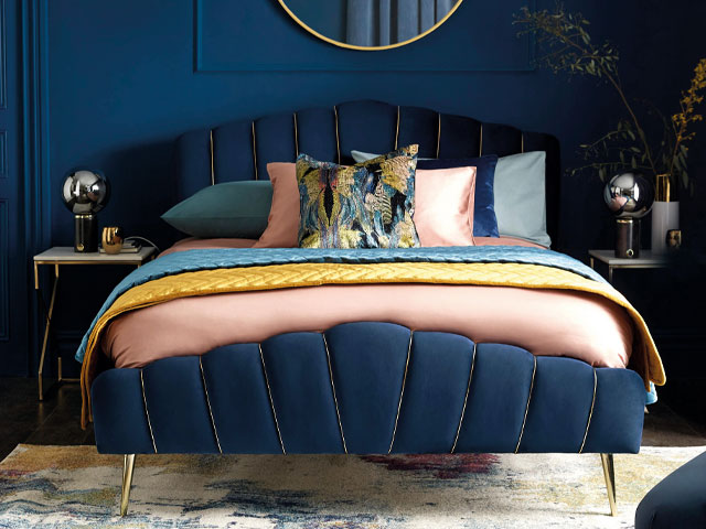 autumn colour trend: midnight blue