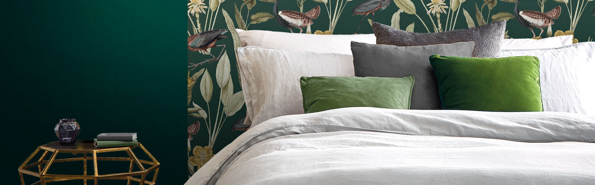 autumn decor trends: forest green lush and leafy