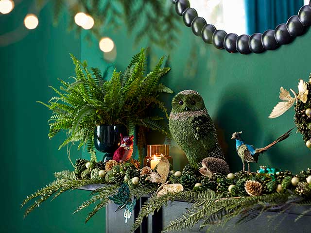 2022 colour trend predictions forest green with plants on mantle