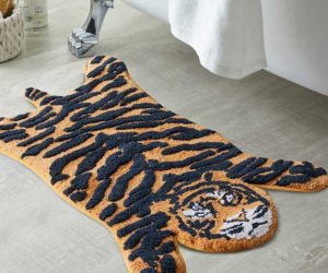 Chinoserie tiger bath mat in bathroom
