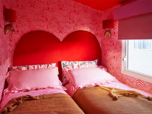 caravan decor ideas: Dixie Daydream zebra bedroom