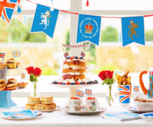 Platinum Jubilee street party plates, cups, bunting and cake topper