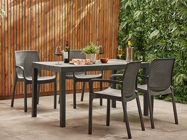 Keter garden dining 2025 set