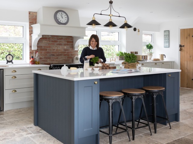 traditional kitchen with shaker-style cabinets