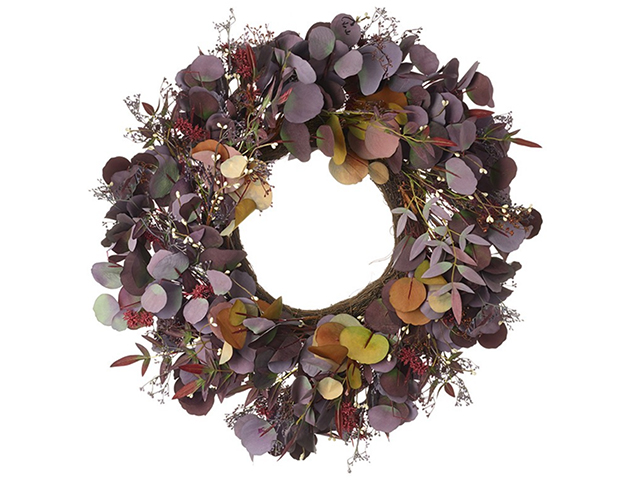 There's all the burgundy tones in this festive wreath on a white background
