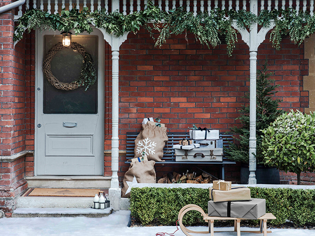 christmas doorscaping - set a festive scene to greet visitors