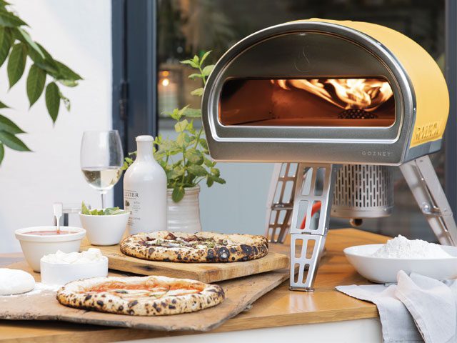 Gozney Roccbox pizza oven